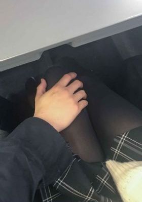 异国女人在巴黎完整版在线观看_720在线手机播放