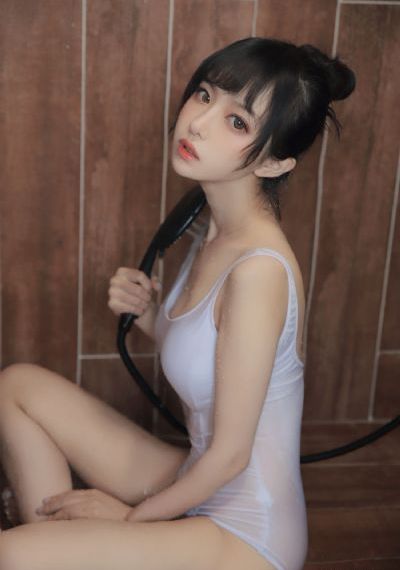 大胸女友韩国电影_全集在线观看