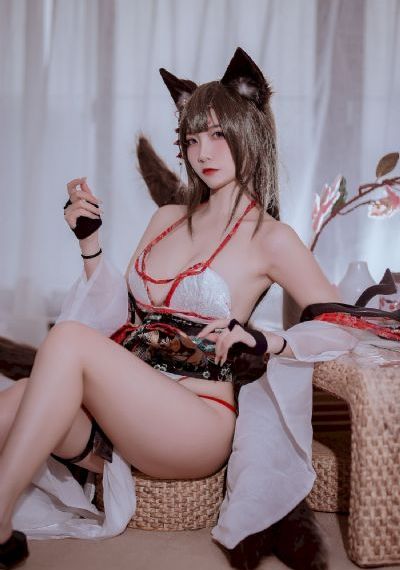 老师扒开腿让我c了一夜视频_BD韩语高清免费观看