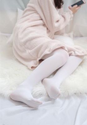 亚洲欧美另类图片久伊色_高清免费观看